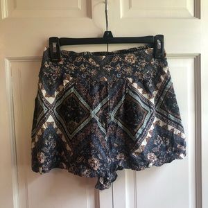 American Eagle Flowy Shorts